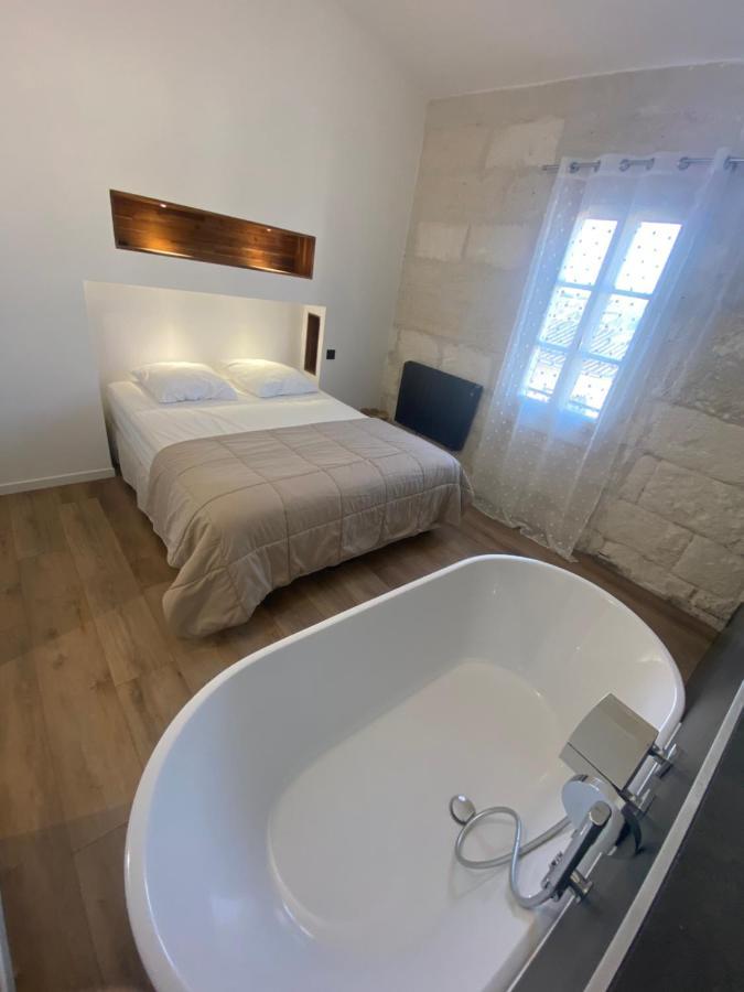 Loft Spacieux Au Coeur Des Remparts D'Aigues-Mortes Eksteriør bilde